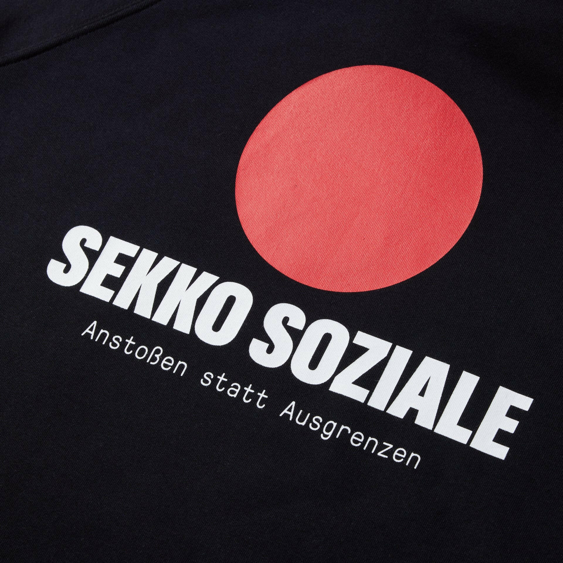 SEKKO SOZIALE Hoodie - Veganer bio Unisex Hoodie mit reduziertem CO₂ Ausstoß.